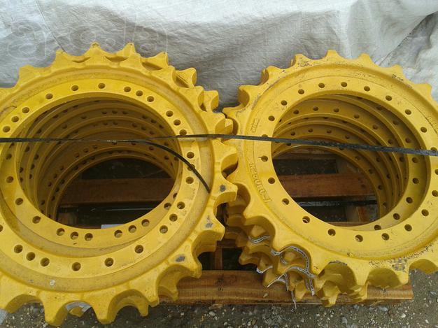Продам звездочку CAT336