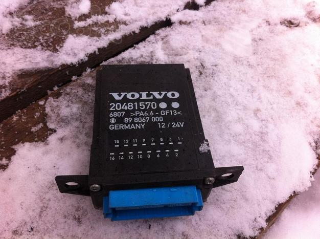 Блок управления центральным замком 20481570 Вольво, Volvo