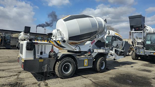 Бетоносмеситель с самозагрузкой YNIX QGMC4000 (16м3/час)